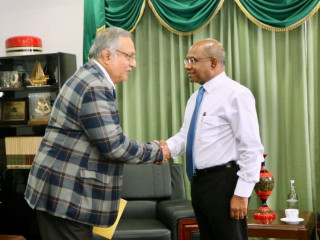 ޚާރިޖީ ވަޒީރު ޝާހިދު (ކ) ޗެންނާއީގައި ހުންނަވާ ކޮންސުލް އާއިއެކު