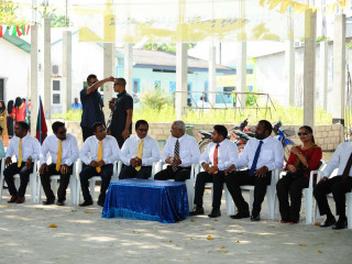 President Solih with Ukulhas council members