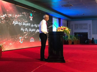 ނޫސްވެރިކަމުގެ އިނާމް ދިނުމުގެ ޖަލްސާގައި ރައީސް ސޯލިހް ވާހަކަފުޅު ދައްކަވަނީ