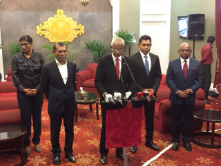 އިންޑިއާއަށް ކުރައްވާ ދަތުރުފުޅުގެ ކުރިން ނޫސްވެރިންނަށް މައުލޫމާތު ދެއްވަނީ:-މިއީ ރައީސްކަމަށް ވަޑައިގަތުމަށްފަހު ކުރައްވާ ފުރަތަމަ ދަތުރުފުޅު