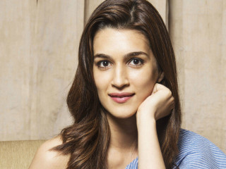 ކްރިތީ ސަނޯން ޗުއްޓީއަށް ރާއްޖެ