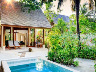 ކޮންރެޑް ރަންގަލީގެ ބީޗްވިލާ މަރާމާތަށްފަހު ހުޅުވައިފި