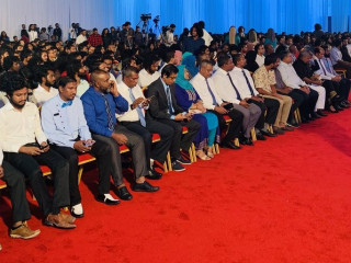 އެމްޓީޑީގެ ޓިކެޓްގައި މަޖިލީހަށް ކުރިމަތިލާން ހުޅުވާލައިފި
