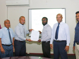 ޕީޕަލަލްސް އެކްޝަން ޕާޓީ އުފެއްދުމުގެ ހުއްދަ ދިނުން