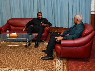 ޓޫރިޒަމް މިނިސްޓަރާއި ރައީސް ވާހަކަފުޅު ދައްކަވަނީ