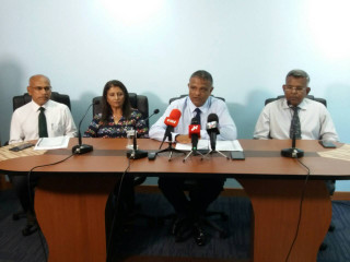 ހަޔަރ އެޑިއުކޭޝަން މިނިސްޓަރުގެ އިތުރުން އެ މިނިސްޓްރީގެ އިސް ބައެއް ބޭފުޅުން