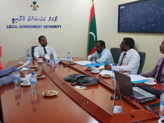 ލޯކަލް ގަވަރމަންޓް އޮތޯރިޓީގެ ބައްދަލުވުމެއް