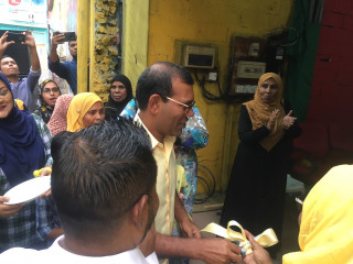ހެންވޭރު ދެކުނު ދާއިރާގެ މެމްބަރު މުހައްމަދު އަބްދުލް ކަރީމް (ރުކުމާ)ގެ ކެމްޕެއިން ޖަގަހަ ރައީސް ނަޝީދު ހުޅުވައިދެއްވަނީ