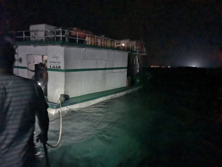 The ‘Dhinasha’ was carrying cargo to Gan of Laamu atoll