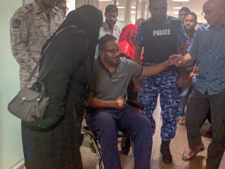 އަދީބް ޑިސްޗާޖްކުރީ ކަރެކްޝަނަށް ނޭނގި، ފަރުވާ އާއި މެދު ޝައްކު އުފެދޭ: އާއިލާ