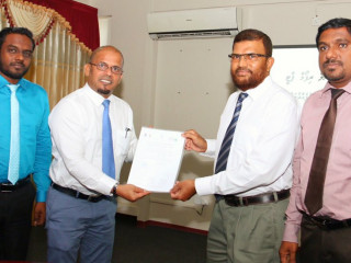 ނެޝަނަލް ރިފޯމް ޕާޓީ އުފެއްދުމުގެ ލިޔުން ހަވާލުކުރުމުގެ ރަސްމިއްޔާތުގެ ތެރެއިން