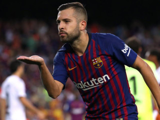 ޔުވަންޓަސްއިން އަލްބާއަށް ޝައުގުވެރިވޭ