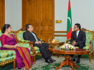 Vice President Naseem (r) during his meeting with Sri Lankan ambassador Thoradeniya