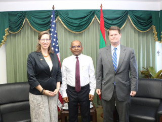 އެމެރިކާ ސަފީރާއި އެސިސްޓެންޓް ސެކްރެޓަރީ އޮފް ޑިފެންސް މިނިސްޓަރު ޝާހިދުއާ ބައްދަލުކުރައްވައިފި