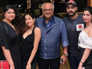 ޖާންވީގެ ހެދުންތައް އެޕްރޫވް ކުރަނީ ބައްޕަ