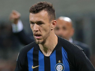 އިންޓައަށް ކުޅެމުން އަންނަ އިވާން ޕެރިސިޗް