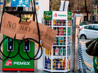 މެކްސިކޯގައި ބައެއް ހިސާބުތަކުން ޕެޓްރޯލް ނުލިބި ހަފްތާއެއް ވަނީ!