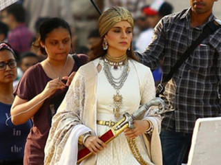 ކަންގަނާ ރަނައުތް