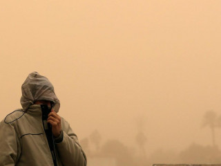 ވެލީގެ ތޫފާނުގައި ގާހިރާ އެއްކޮށް ބަނަކޮށްލާފައި