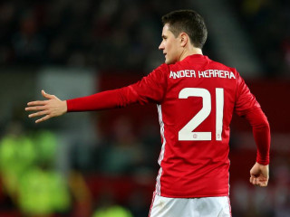 ޔުނައިޓެޑަށް ކުޅެމުން އަންނަ ހެރޭރާ