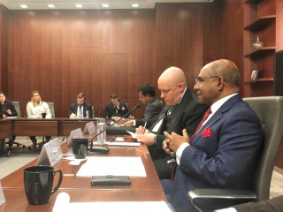 އެމެރިކާގެ ވެރިރަށް ވޮޝިންޓަންގައި ޤާއިމްކޮށްފައިވާ ތިންކްޓޭންކެއްކަމަށްވާ ސެންޓަރ ފޮރ ސްޓްރެޓީޖިކް އެންޑް އިންޓަރނޭޝަނަލް ސްޓަޑީޒްގައި އޮތް ބައްދަލުވުމުގެ ތެރެއިން