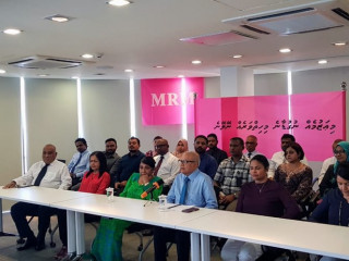 ރައީސް މައުމޫނު މިއަދު ބޭއްވި ނޫސްވެރިންގެ ބައްދަލުވުން
