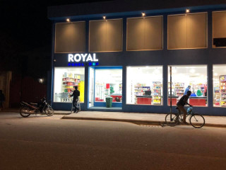 އައްޑޫ ސިޓީގައި ވެސް 24 ގަޑިއިރަށް ވިޔަފާރި ކުރުމުގެ ހުއްދަ ދޭން ފަށަނީ