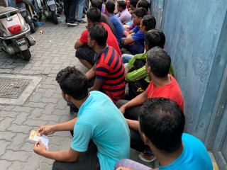 Expatriates queue up for registration