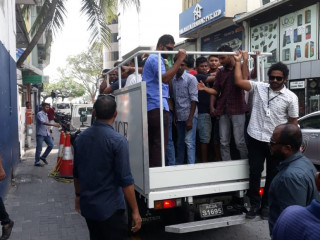 ގަވާއިދާ ޚިލާފަށް އުޅޭ ބިދޭސީންތަކެއް އަތުލައިގަނެގެން ގެންދަނީ