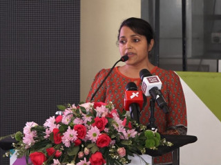 ކުޑައިރުއްސުރެ އަންހެން ކުދިން ބާރުވެރި ކުރުވުމަށް، މައިންބަފައިން މަސައްކަތް ކުރަންޖެހޭ: މިނިސްޓަރ ޔުމްނާ