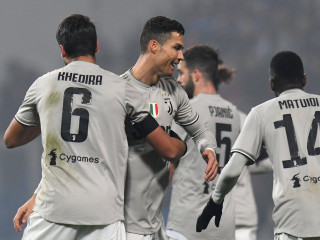 ޔުވަންޓަސްގެ ކުޅުންތެރިން އުފާފާޅުކުރަނީ