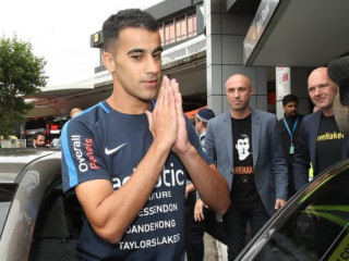 ތައިލެންޑުން ހައްޔަރުކުރި ފުޓުބޯޅަ ކުޅުންތެރިޔާ އެނބުރި އޮސްޓްރޭލިޔާއަށް ގޮސްފި