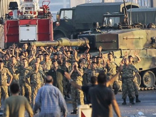 2016 ވަނަ އަހަރު ކުރަން އުޅުނު ބަޢާވާތުަގައި ބައިވެރިވީ ސިފައިންތަކެއް