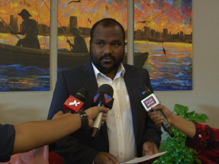 ޓޫރިޒަމް މިނިސްޓަރ އަލީ ވަހީދު