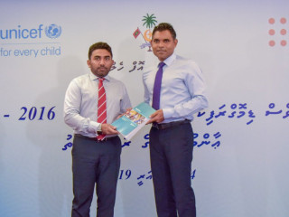 ހެލްތު މިނިސްޓަރ އަބްދުﷲ އަމީން، އަދި ނައިބް ރައީސް ފައިސަލް ނަސީމް