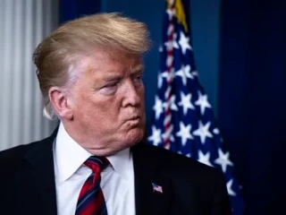 އެމެރިކާގެ ރަޢިސް ޑޮނަލްޑް ޓްރަމްޕް