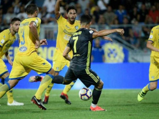 ޖުވެންޓަސް އާއި ފްރޮސްނޯން މެޗުގެ ތެރެއިން