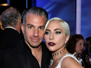 ލޭޑީ ގާގާގެ އެންގޭޖްމަންޓް ރޫޅުނީތަ؟