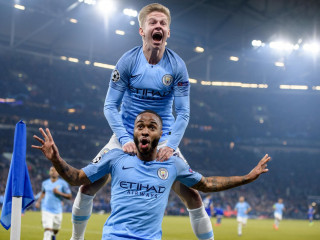 ސިޓީގެ ކުޅުންތެރިން އުފާ ފާޅުކުރަނީ