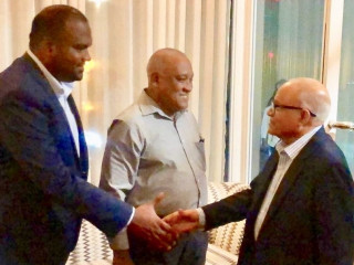 ރައީސް މައުމޫން އެނބުރި ރާއްޖެ ވަޑައިގަތުން