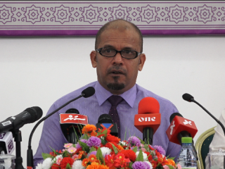 އިލެކްޝަން ކޮމިޝަންގެ ރައީސް އަހްމަދު ޝަރީފް