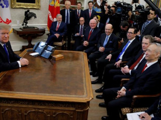 ޗައިނާ އިން އެމެރިކާ އަށް އެތެރެކުރާ މުދަލުގެ ޓެރިފް އިތުރުކުރުން މަޑުޖައްސާލައިފި