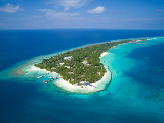 ކުރަމަތި އައިލެންޑް ރިސޯޓް