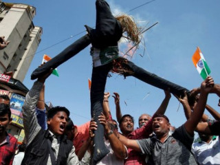 ޕާކިސްތާނުގެ ވައިގެ ސަރަހައްދަށް އިންޑިއާއިން ވަނުމުން އިންޑިއާއާ ދެކޮޅަށް ޕާކިސްތާނުގެ އެކިކަންކޮޅުތަކުގައި ނުރުހުން ފާޅުކުރޭ