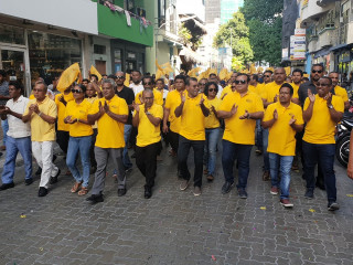 އެމްޑީޕީން މިއަދު ބޭއްވި ހިނގާލުމުގެ ތެރެއިން:-ދެން ވެރިކަން ވައްޓާ ނުލެވޭނެ ކަމަށް އެމަނިކުފާނު ވިދާޅުވި