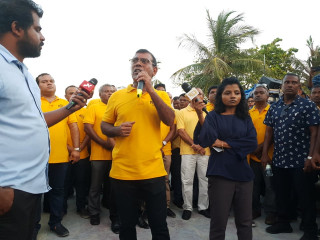 Nasheed speaking at Friday evening\'s rally
