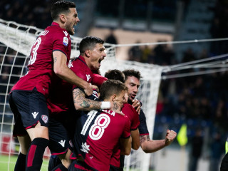 ކަގްލިއާރީ ކުޅުންތެރިން އުފާފާޅުކުރަނީ