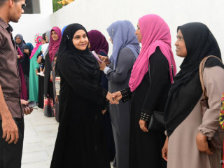 މޯލްޑިވް ގޭސްގެ ޚާއްސަ އޮޑިޓް: ކުރީގެ ފަސްޓް ލޭޑީ ފާތުންގެ މައިންބަފައިންގެ ހަނދާނުގައި އެޅި މިސްކިތަށް އެ ކުންފުނިން 2.5 މިލިއަން!