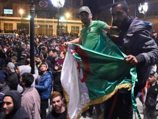 ރައީސް ބޫތެފްލިކާގެ \'ޑީލް\' ދަރިވަރުންނަށް ކަމަކު ނުދިޔަ – މުޒާހަރާތައް ކުރިއަށް