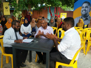 ކައުންސިލްގެ ރައީސް އަލީ އިސްމާއިލް  އެމްޑީޕީއަށް ސޮއި ކުރުމުގެ ރަސްމިއްޔާތުގެ ތެރެިން